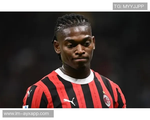 莱奥独自训练备战国脚们周四前全员归队助力米兰